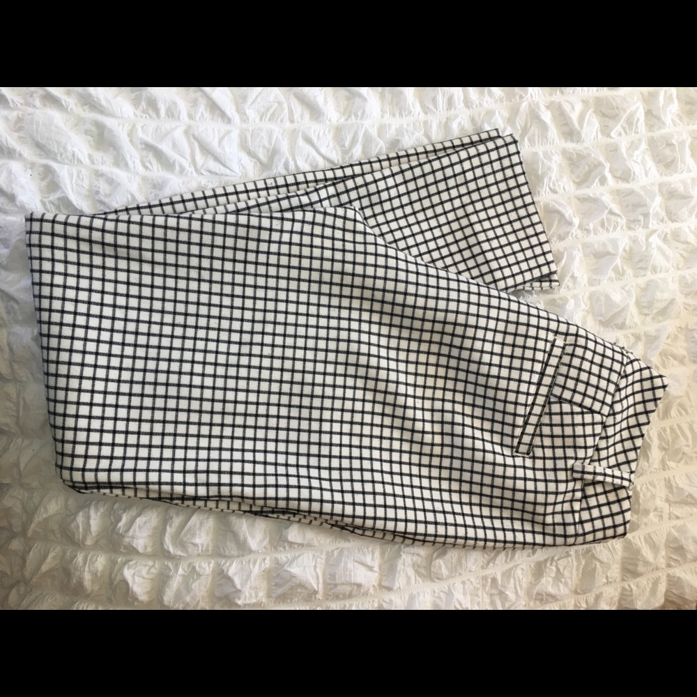 CAbi modern fit tapered leg pant